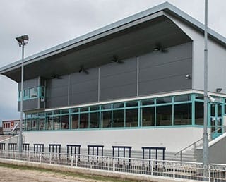 Biscuit lands the Christmas Cup courtesy of flying start from one