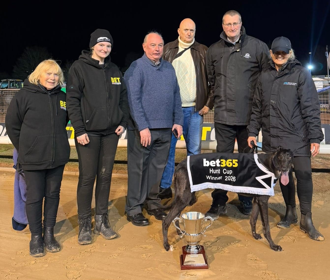 Resonate proves market right as she claims bet365 Hunt Cup win