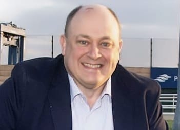 Davis and Greyhound Racing UK strengthen ties with Towcester