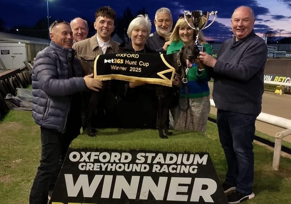 Hawk hunts down Category One win at Oxford for Cahill & Ashe