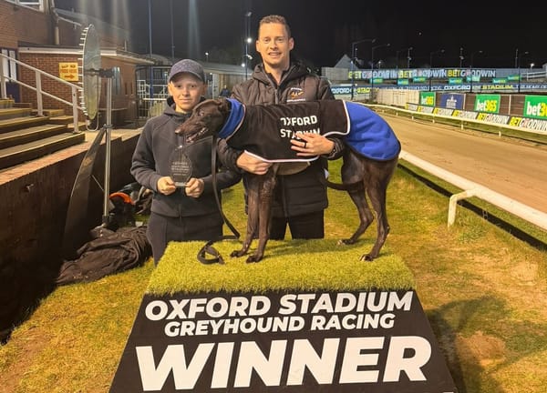 Locke Beaming as Isla sees off big guns in Sandy Lane Sprint